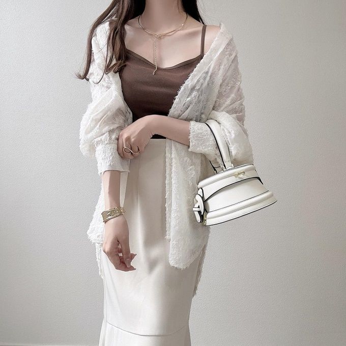 GU「ブラフィール2WAYクロップドキャミソール」