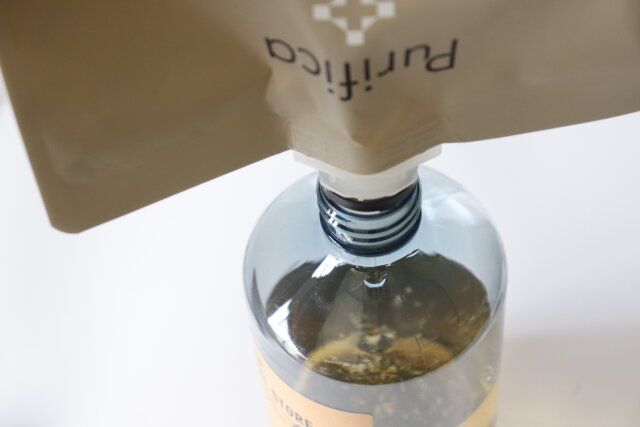 セリア ポンプボトル ヴィンテージ 520ml 詰め替え口 サイズ 詰め替え 使用例