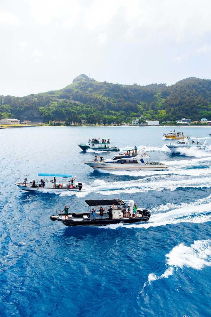 小笠原諸島の二見湾内