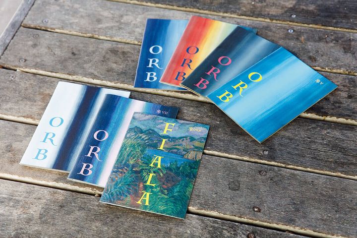 小笠原諸島の日英バイリンガルのフリーペーパー『ORB』