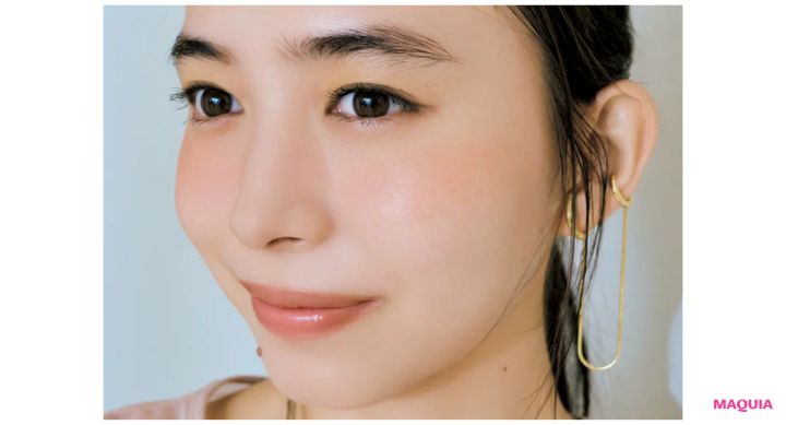 SUQQUの“黄昏チーク”で夏の終わりの日焼け風メイク。色数を抑えてモードに昇華_5