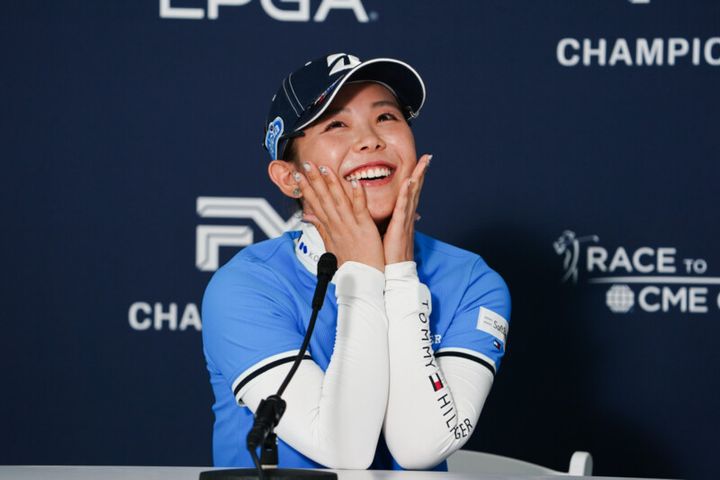 吉田優利、英語取材にドキドキ!? 可愛いリアクションは必見です！