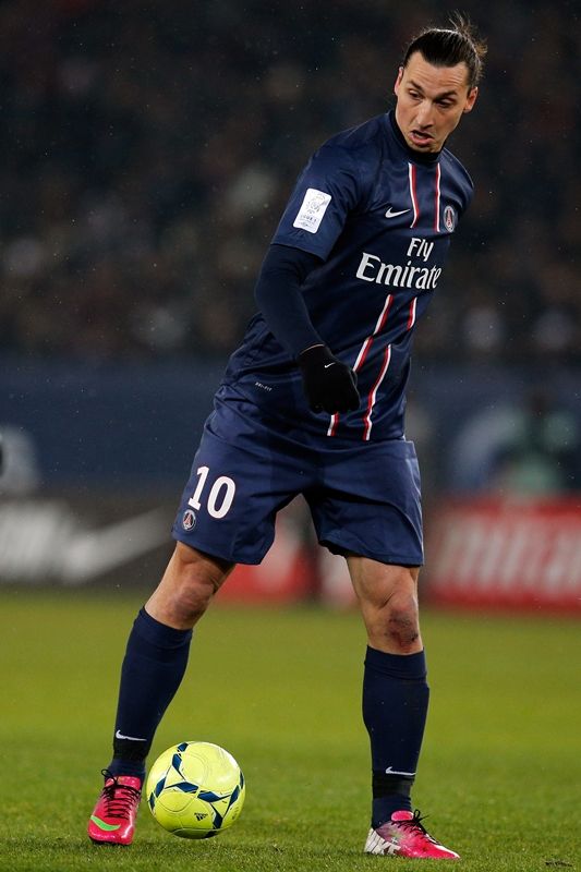 時々ある「シーズン中の背番号変更」…5人のスターとヴィッセル神戸で生まれた1つのレアケース