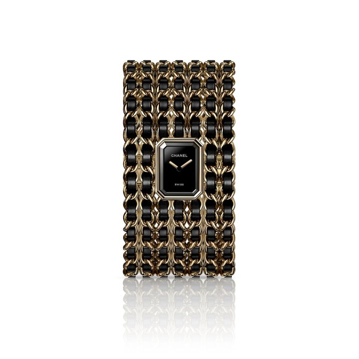 「プルミエール カフ」（SSにYGコーティング、ケース径19.7×15.2mm、クォーツ）￥1,826,000 ＊数量限定