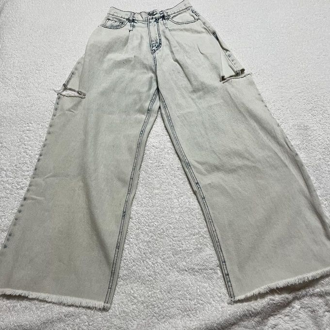 しまむら「デニムパンツ」