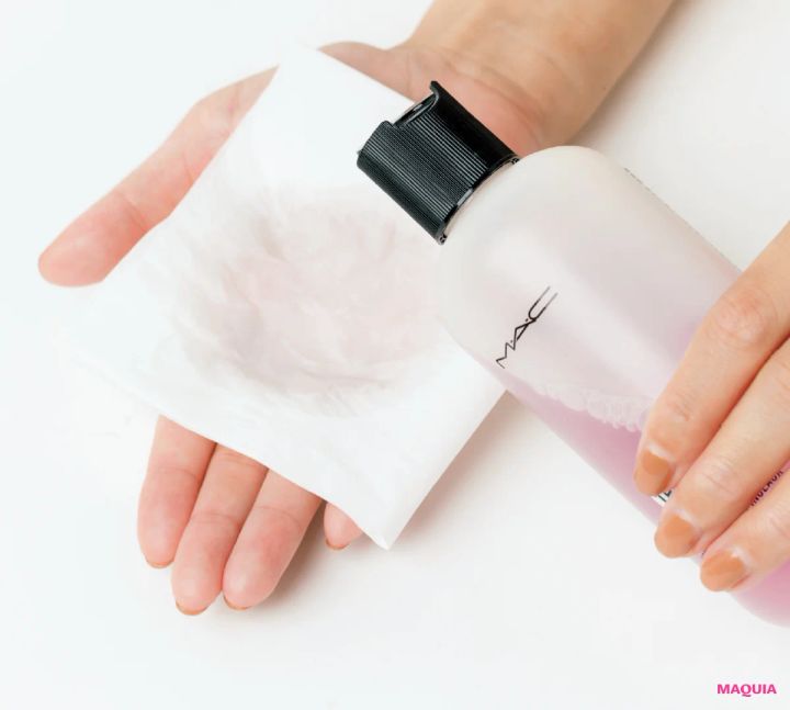 プロが答えるファンデーションQ&A。基本の塗り方、色選びのトレンド、崩れないファンデはetc._13