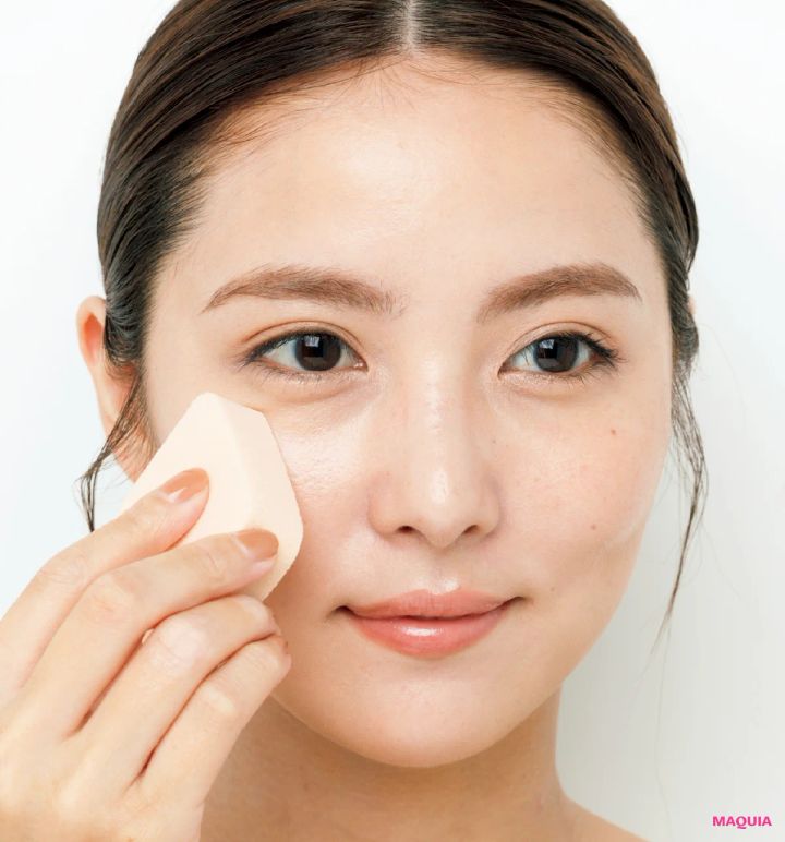 プロが答えるファンデーションQ&A。基本の塗り方、色選びのトレンド、崩れないファンデはetc._9