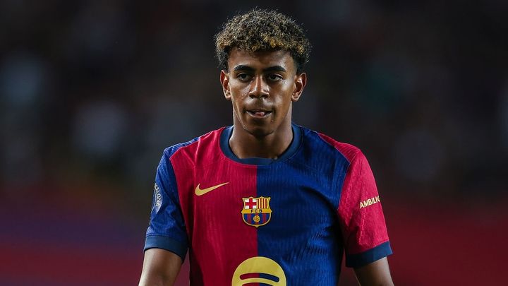 スペイン代表FWラミン・ヤマル「バルセロナを離れるつもりはない」、メッシとの比較については…