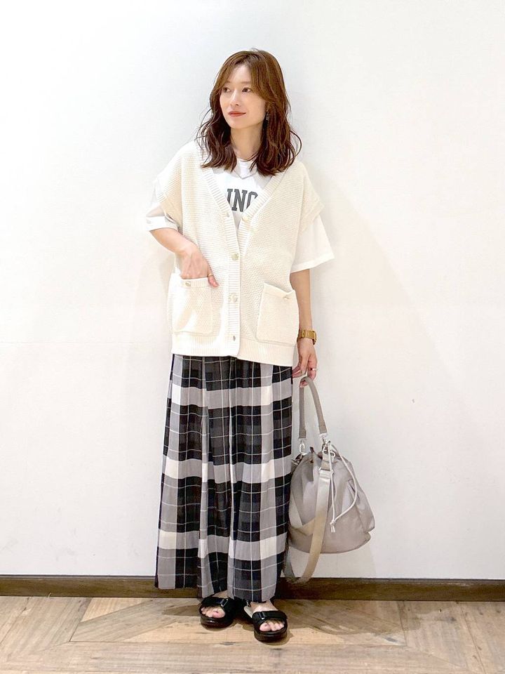 画像2: 出典：.st