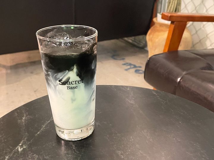 「BLACKラテ」800円