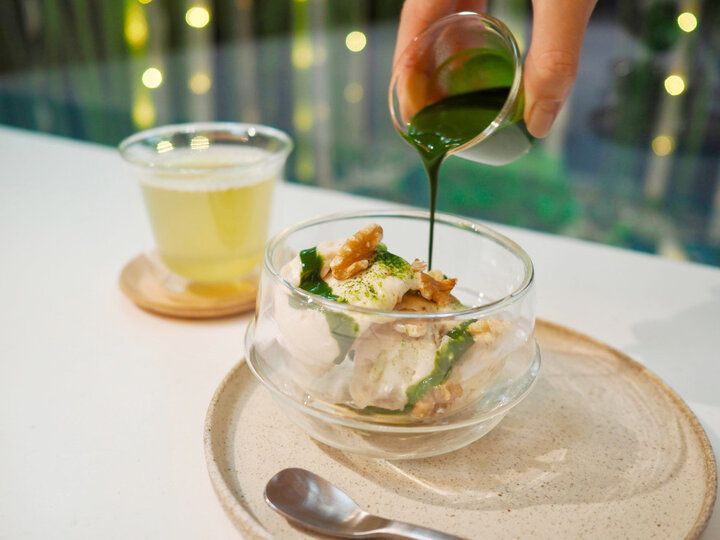 鎌倉・長谷駅からすぐ♪ 竹細工の庭が美しい築100年以上の古民家カフェバーで新感覚のだしボウルを「plough」