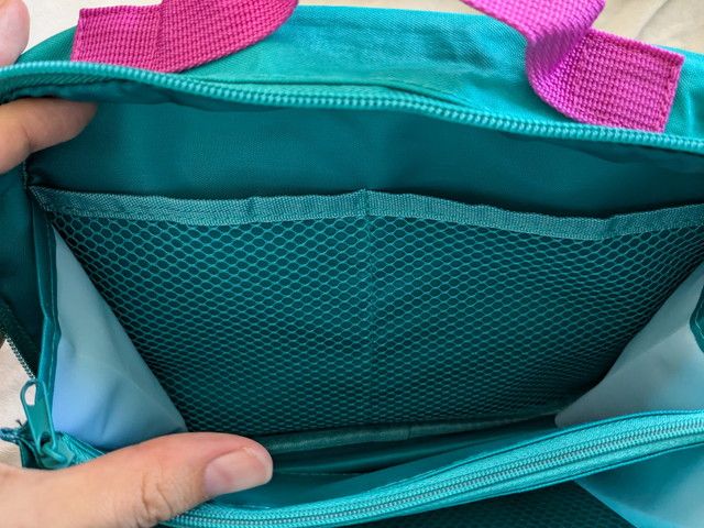 pecoポーチメッシュポケット