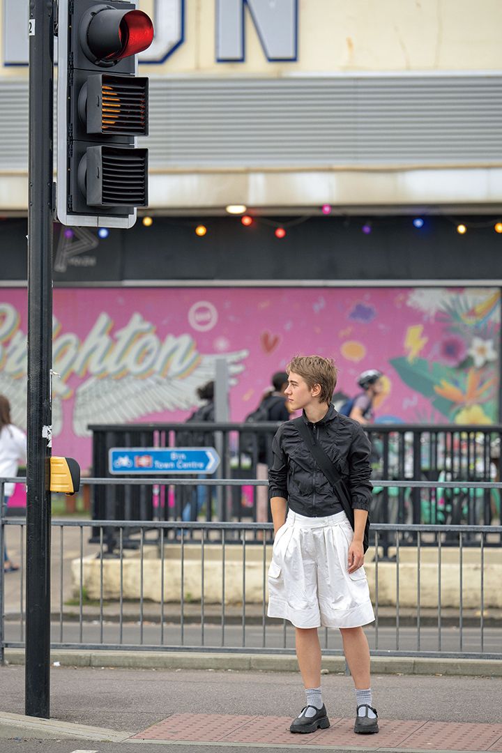 暑さの残る秋コーデに最適！おしゃれなパリジェンヌとロンドンガールのコーデ5選