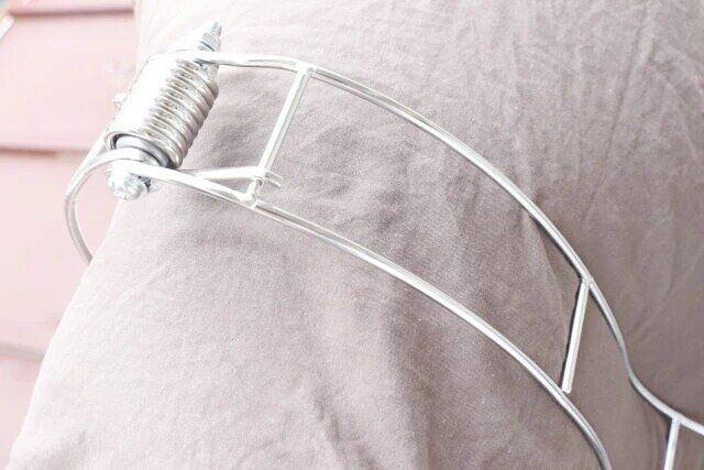 ダイソーのステンレス布団バサミの使用例