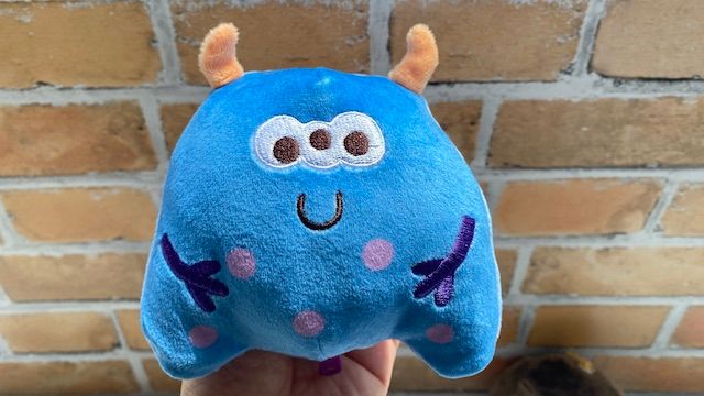 カルディ ハロウィン お菓子 ネコ 猫ポーチ 黒猫 ブルーモンスター