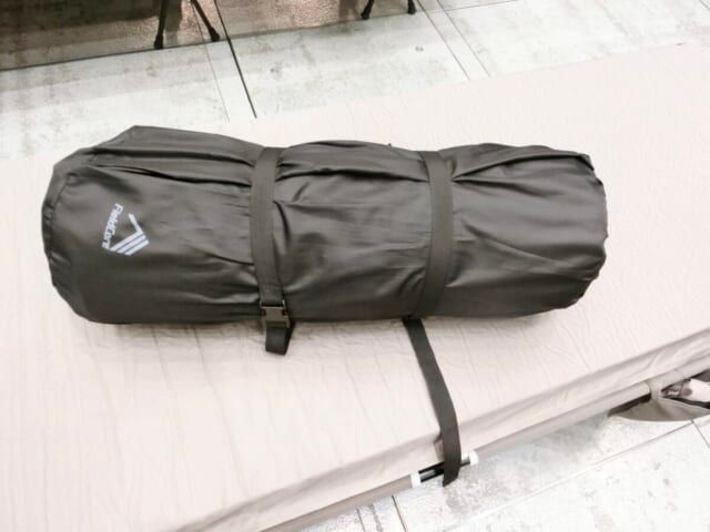 ワークマン キャンプ用品 防災アイテム 汚れが落ちやすい角張り10cmインフレーターマット