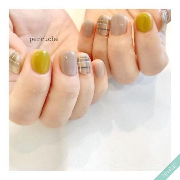 perrucheが投稿したネイルデザイン [photoid:I0123803] via Itnail Design (740043)