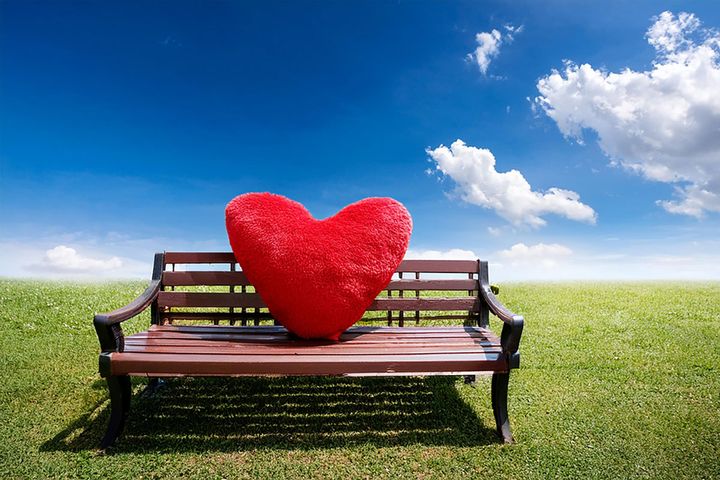 恋人は「愛を見守る人」