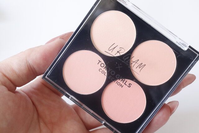 ダイソー UGTブレンディングチークカラーパレット02c ベビーピーチ