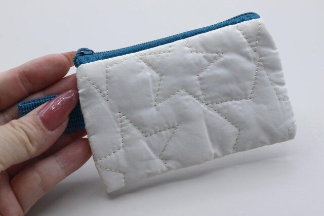 ダイソー マルチミニポーチ デザイン