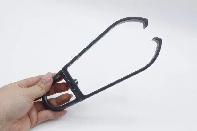 セリア 向きが変えられるハンガーキャッチ