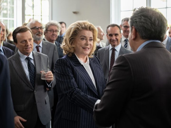 「時代遅れ」「冷たい」イメージ最悪の大統領夫人が国民の心を掴んだ理由とは？ 注目の記事をピックアップ