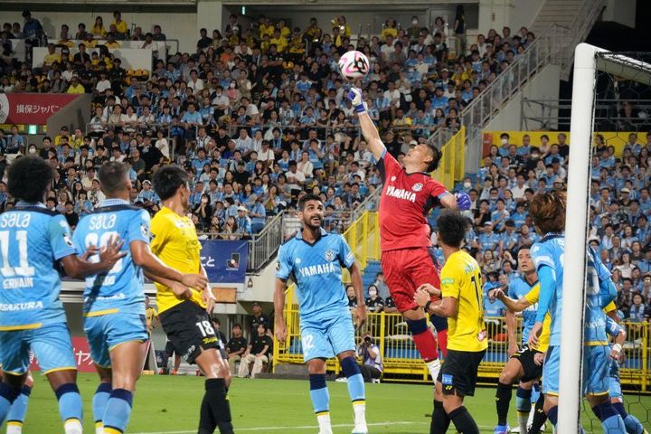 完封勝利に導いたJ1ジュビロ磐田GK川島永嗣「代表がやっているプレーが、うちのチームや日本サッカーの指針であるべき」と質の高い攻守で柏を撃破