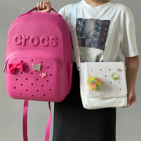 クロックス」の新作バッグをカスタムしてみた！大容量の優秀