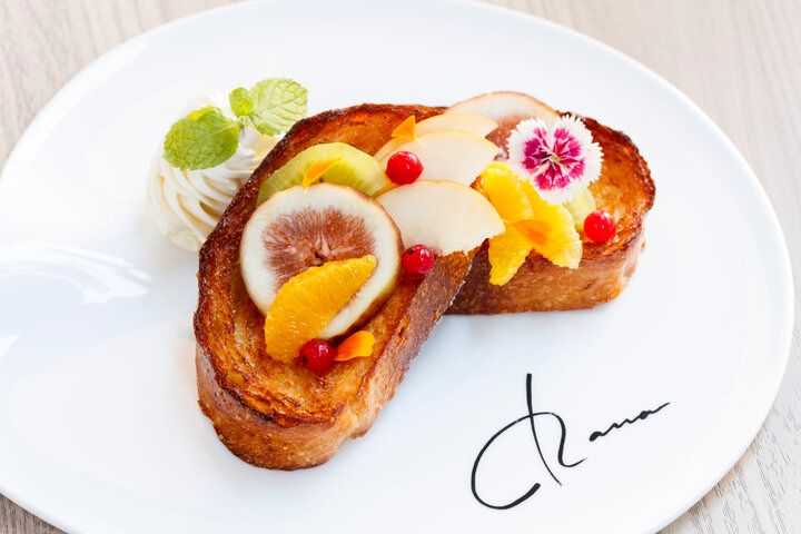 有名パティシエ考案のパフェやモーニングを♪大阪・阿波座のフルーツパーラー「パーラーハナbySN」