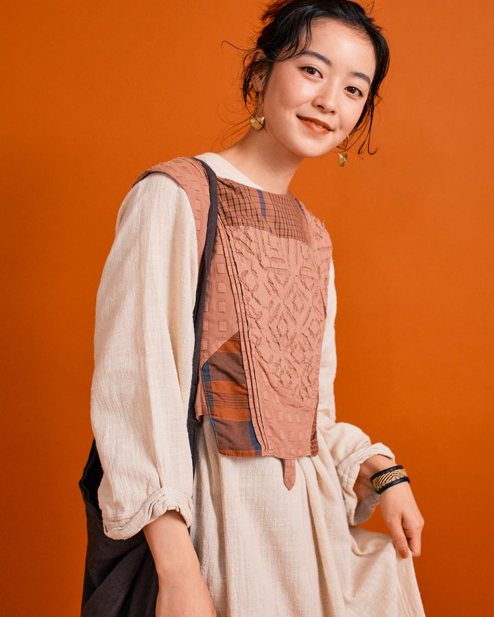 初秋のお手本“ワンピース”スタイル5選。重ね着や小物で先取り感を意識。【FUDGE FRIEND おしゃれさんの毎日コーディネート】