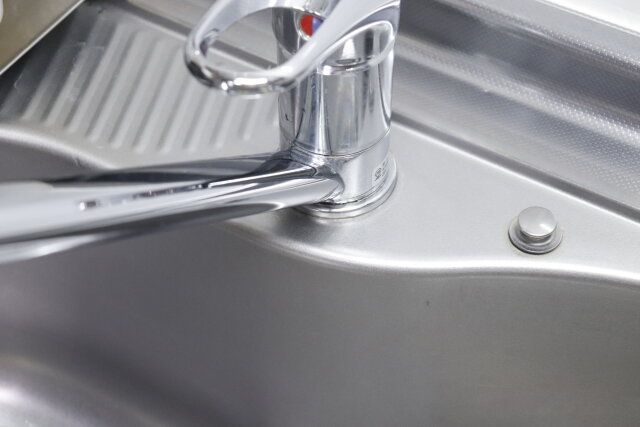 セリア らくらくお掃除 でこぼこクロス 使用例 蛇口回り 拭きあがり