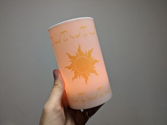 Disney 塔の上のラプンツェル ランタンライトBOOK