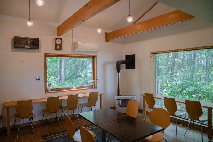 美瑛の大地の恵みを一皿で！森の中のグラタン専門店「VIVA食堂」