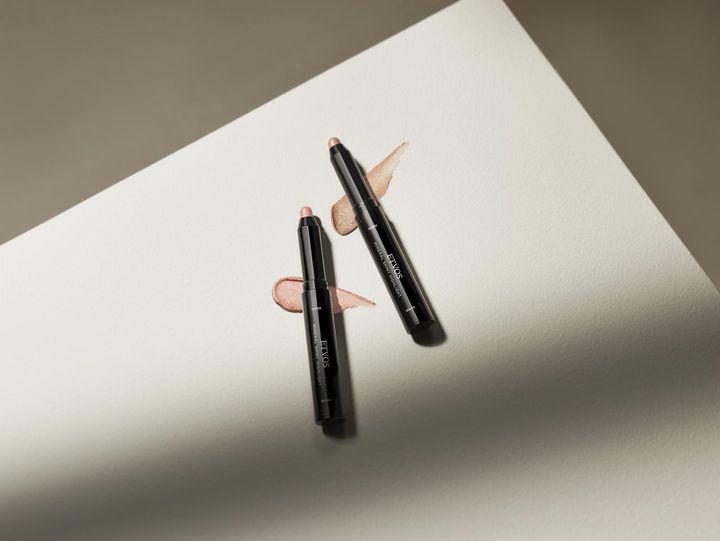 画像: 【エトヴォス】「ミネラルシャイニーハイライト」 限定2色 各 ¥3,080（税込）