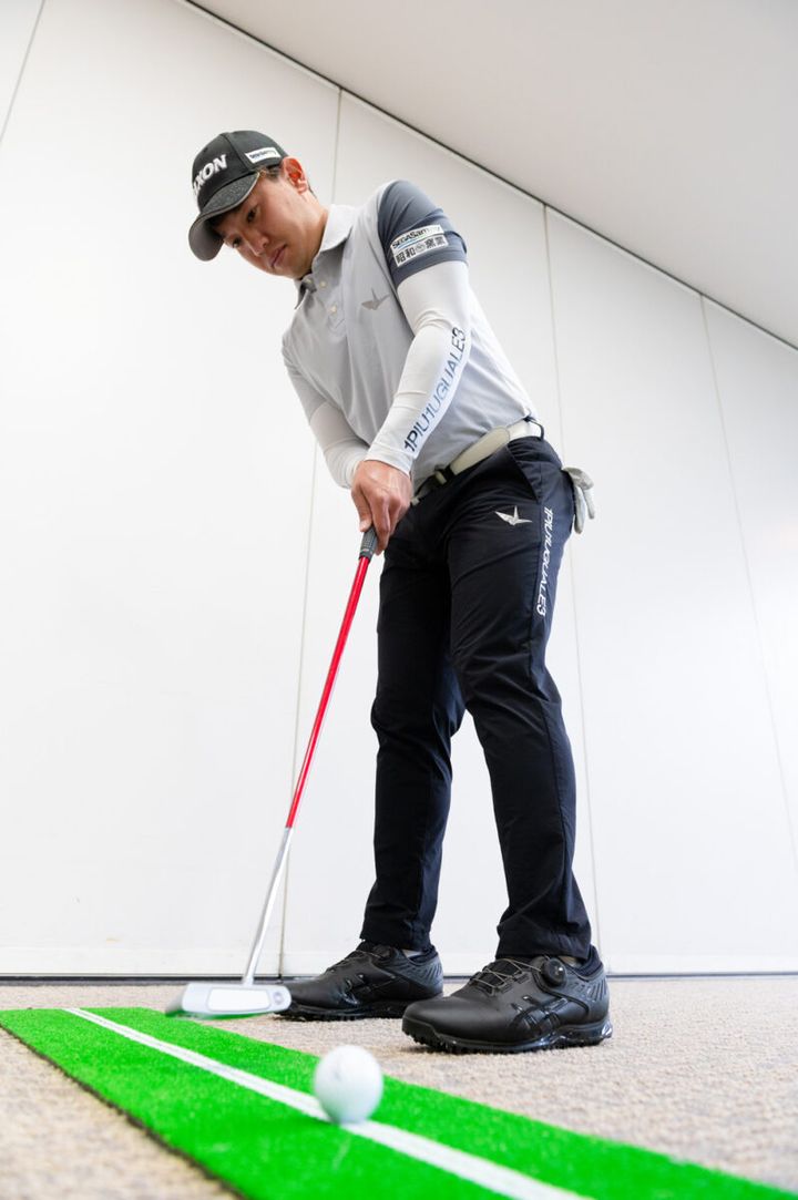 家でも簡単にできる！ “軸がブレないストローク”でミスパットを防ぐパター練習法