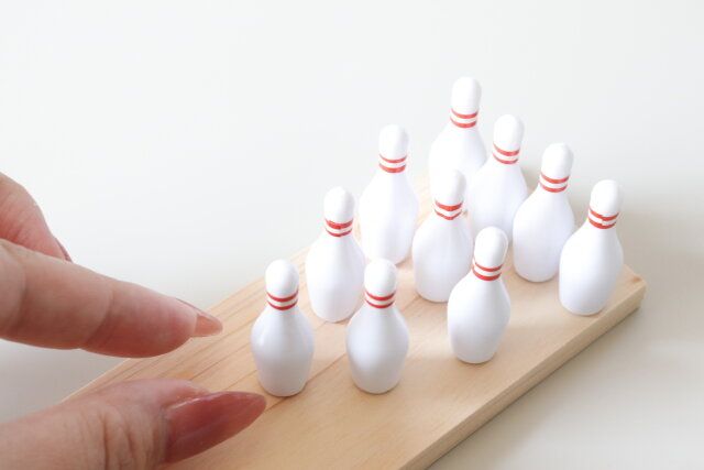 セリア 卓上ボウリング 遊び方