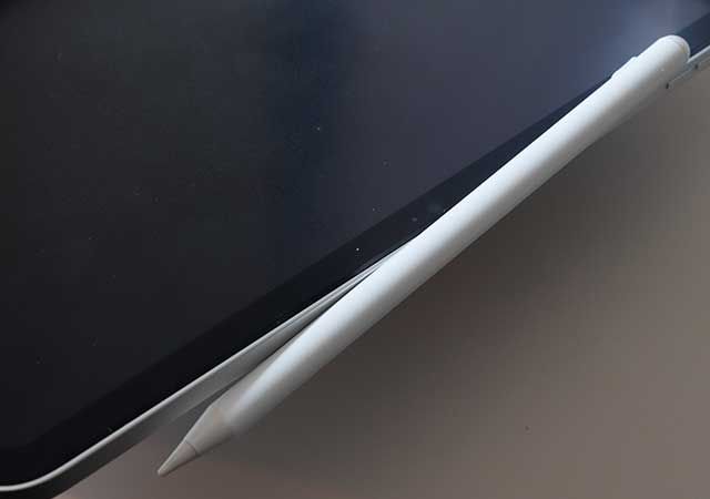 ダイソー iPad タッチぺン 磁石