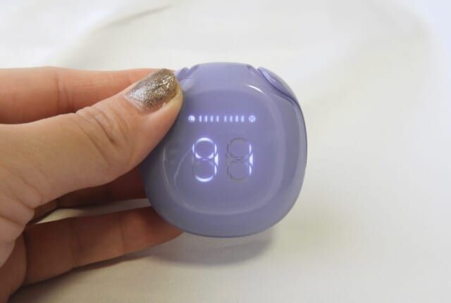 3COINS 液晶デジタルワイヤレスイヤホン 新商品 Y2K