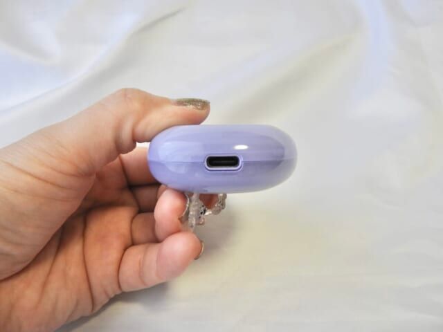 3COINS 液晶デジタルワイヤレスイヤホン 充電