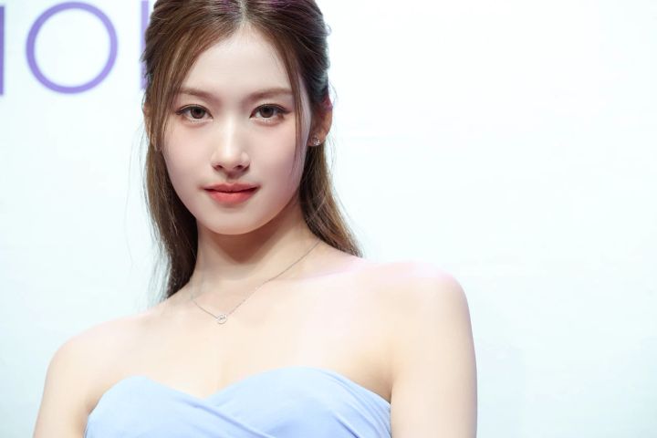 TWICE（トゥワイス）SANA