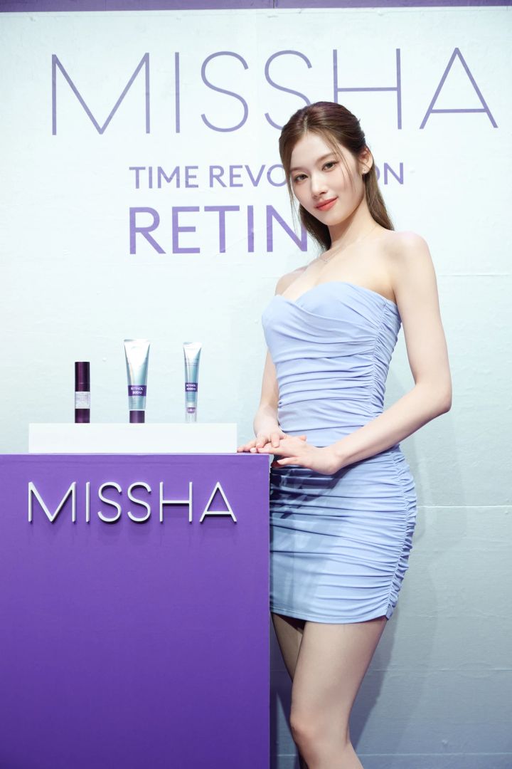 TWICE（トゥワイス）SANA