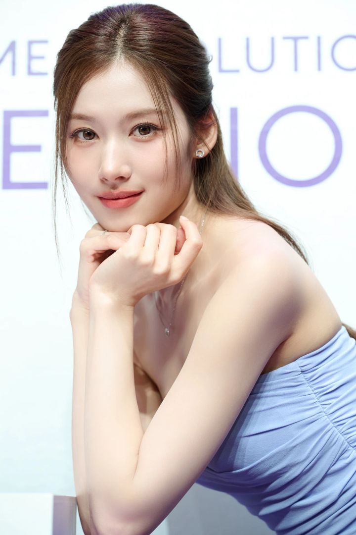 TWICE（トゥワイス）SANA