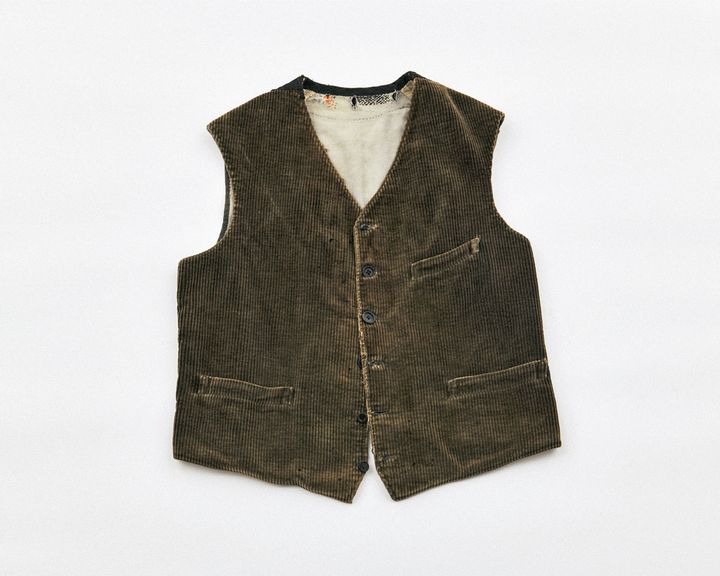 フレンチヴィンテージのジレ