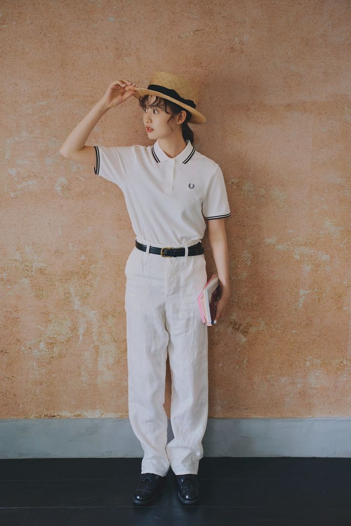 まだ暑いからこそ！秋にもおすすめ、白アイテムが主役のスタイル15選