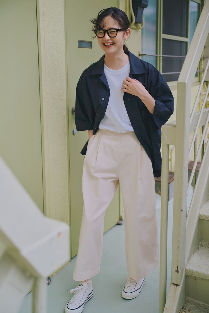 まだ暑いからこそ！秋にもおすすめ、白アイテムが主役のスタイル15選