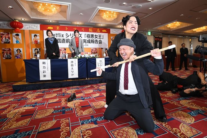 ゆりやんが感情爆発させて号泣！『極悪女王』白石和彌監督に感謝＆涙の竹刀打ち