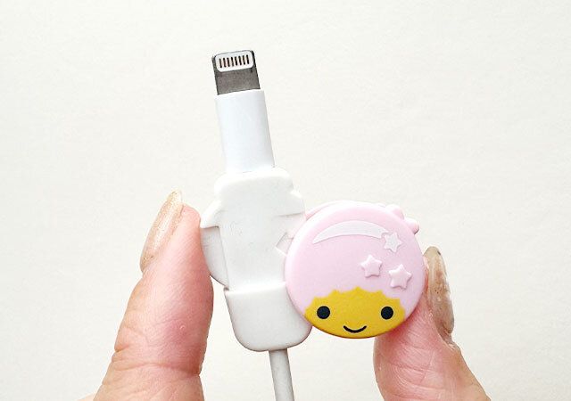 ダイソー ライトニングケーブル用プロテクトカバー 装着