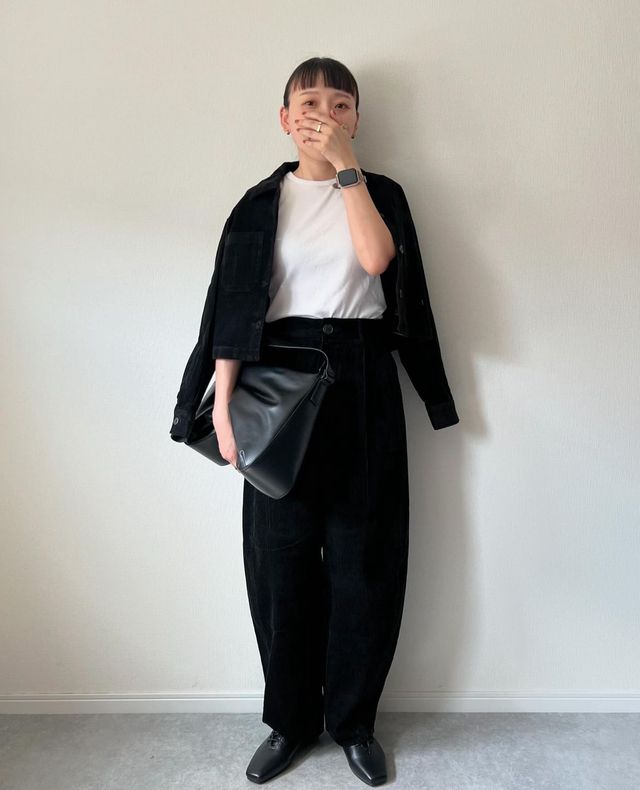 GUのコーデュロイバレルバックパンツ3