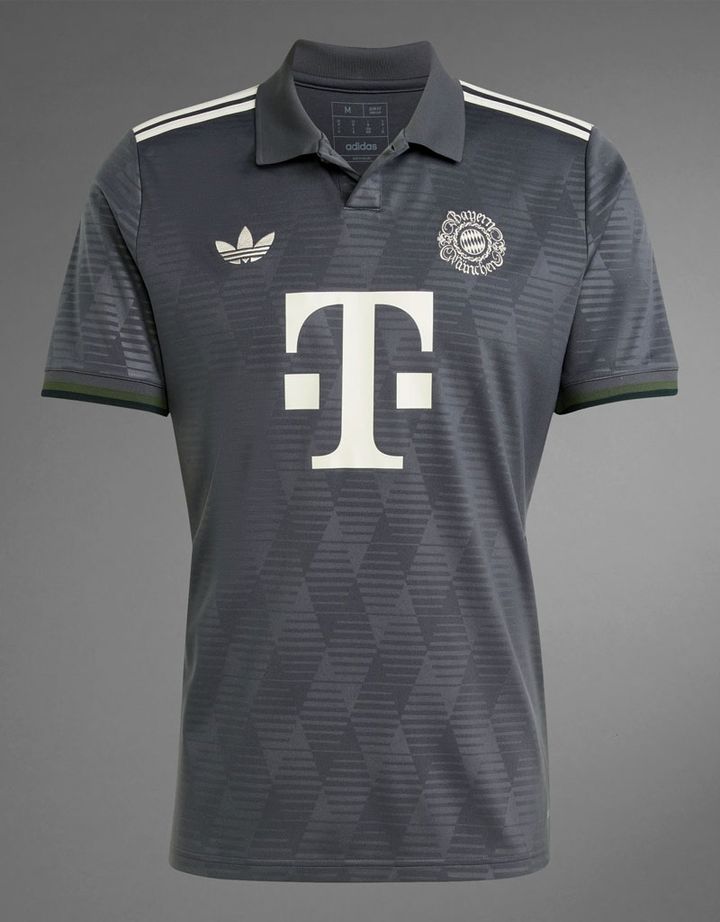 祝・ビール祭り！バイエルンが恒例「オクトーバーフェスト」限定ユニフォーム発表 特別エンブレムが初登場