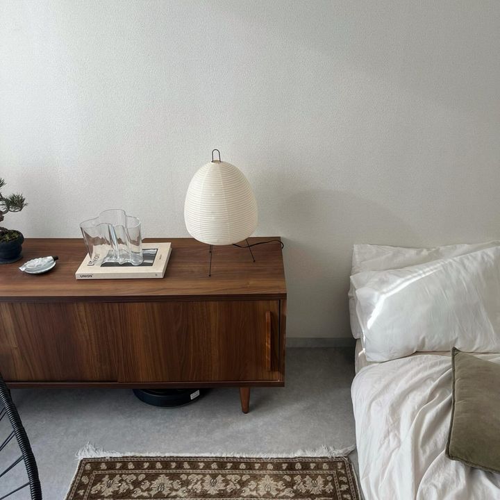 モノが少なくて、超シンプル！おしゃれな一人暮らしのインテリア3選